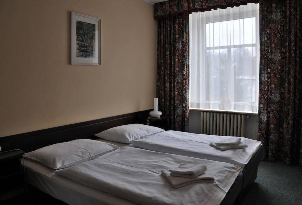 Hotel Labut Vrchlabí Extérieur photo